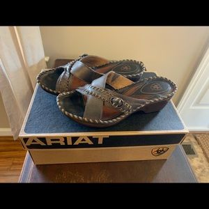 Women sandals brown